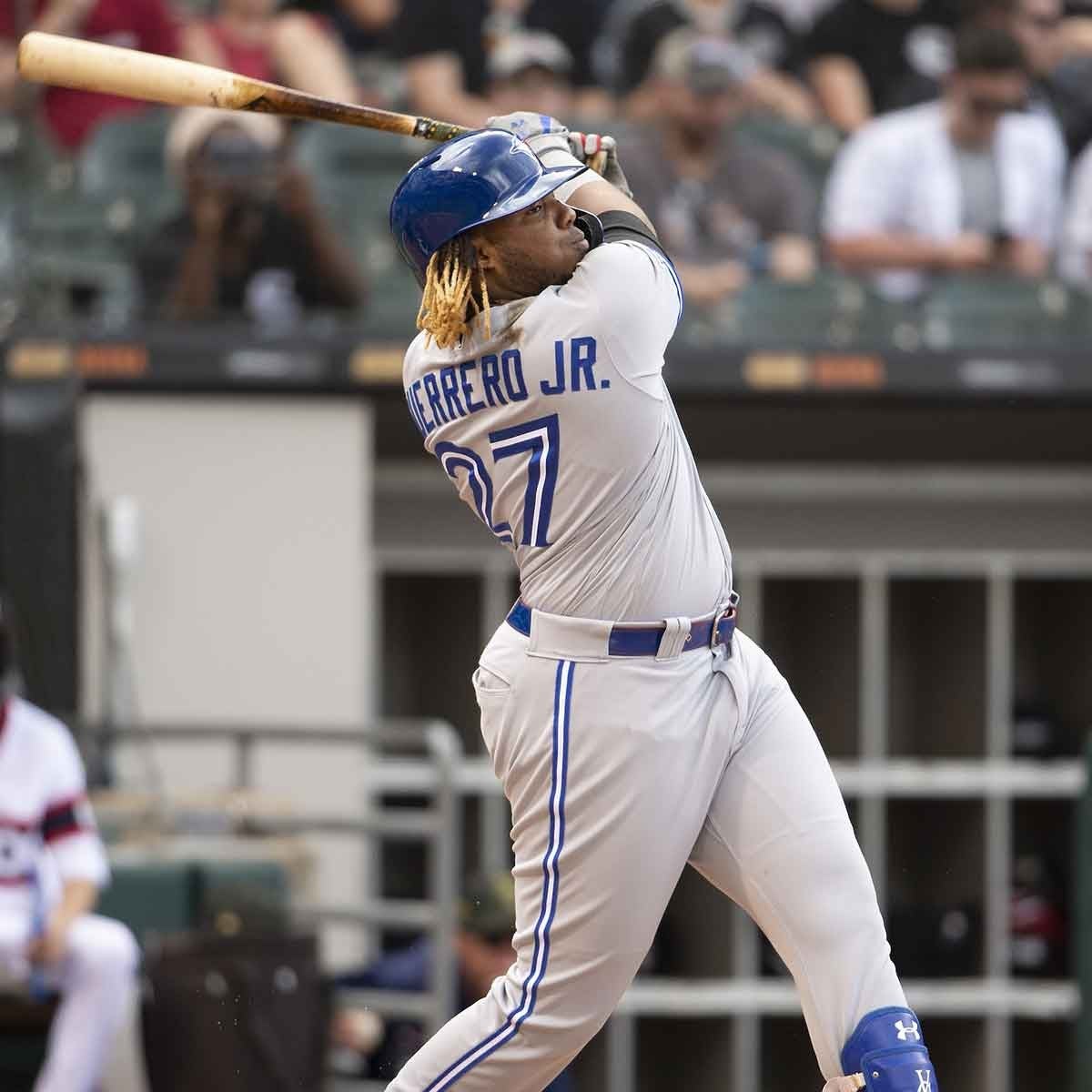 BÂTON DE BASEBALL EN BOULEAU MLB PRIME VG27 GUERRERO JR