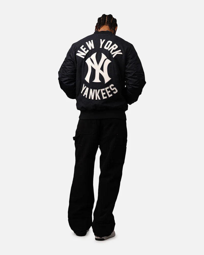MANTEAU VARSITY MA-1 EN LAINE NAVY YANKEES ALPHA INDUSTRIES X NEW ERA