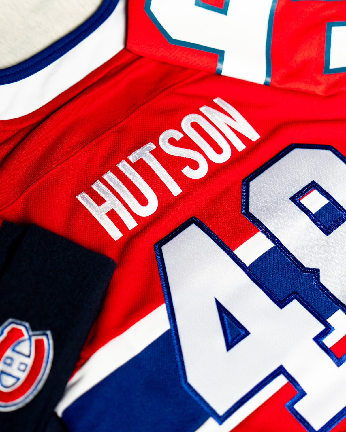 CHANDAIL OFFICIEL CANADIENS DE MONTRÉAL LANE HUTSON BRODÉS ENFANT