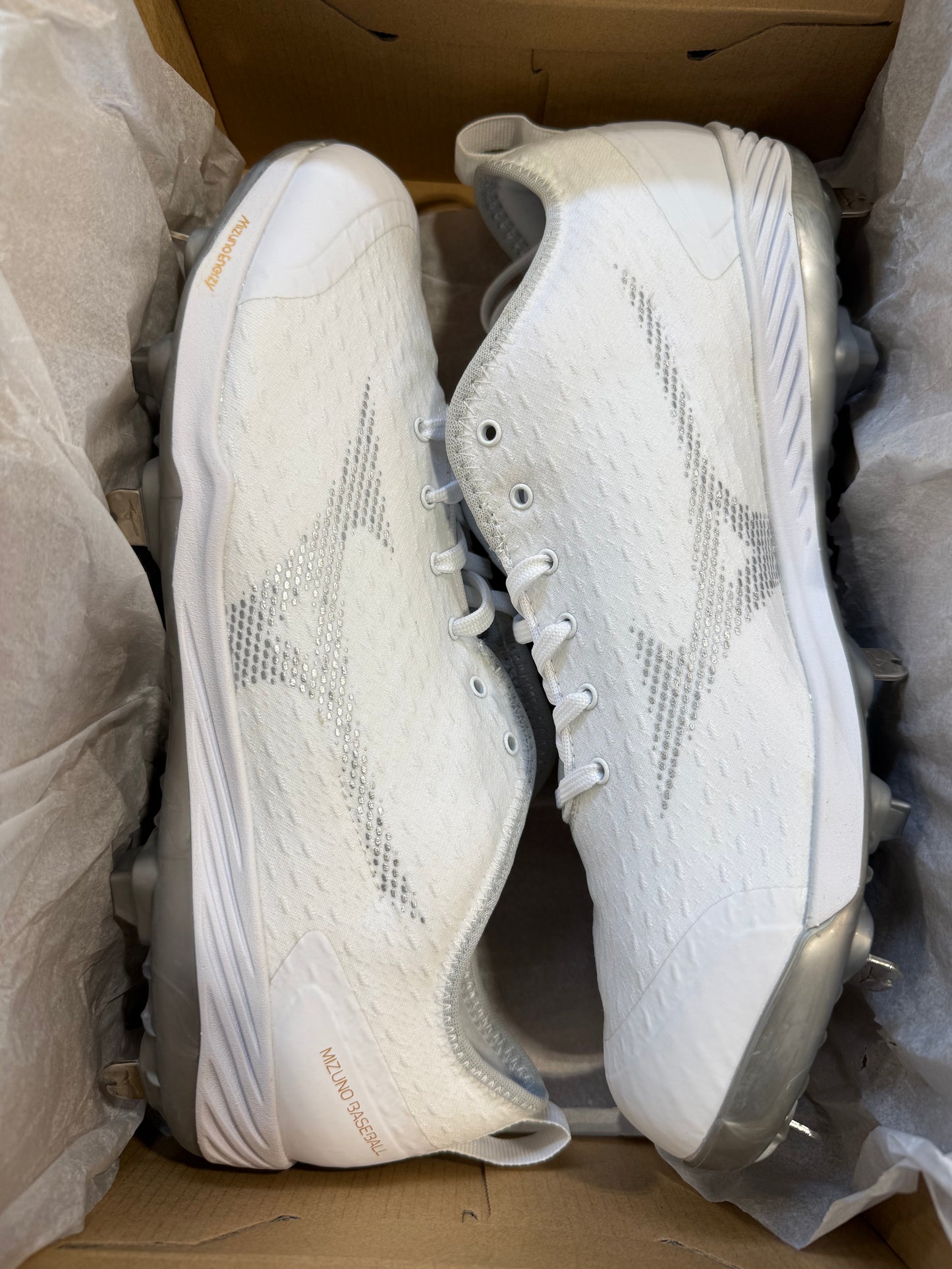 SOULIERS DOMINANT 4 METAL (JAUNIS)