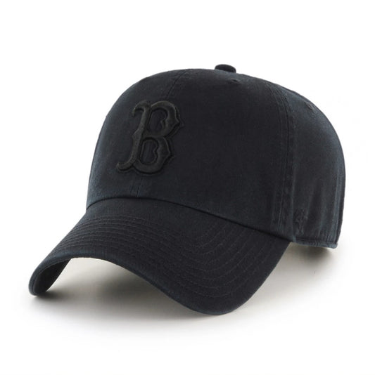 CLEAN UP MLB CAP BLACK ON BLACK RED SOX